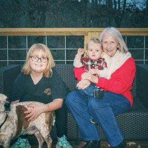 Meet your Posher, Tina